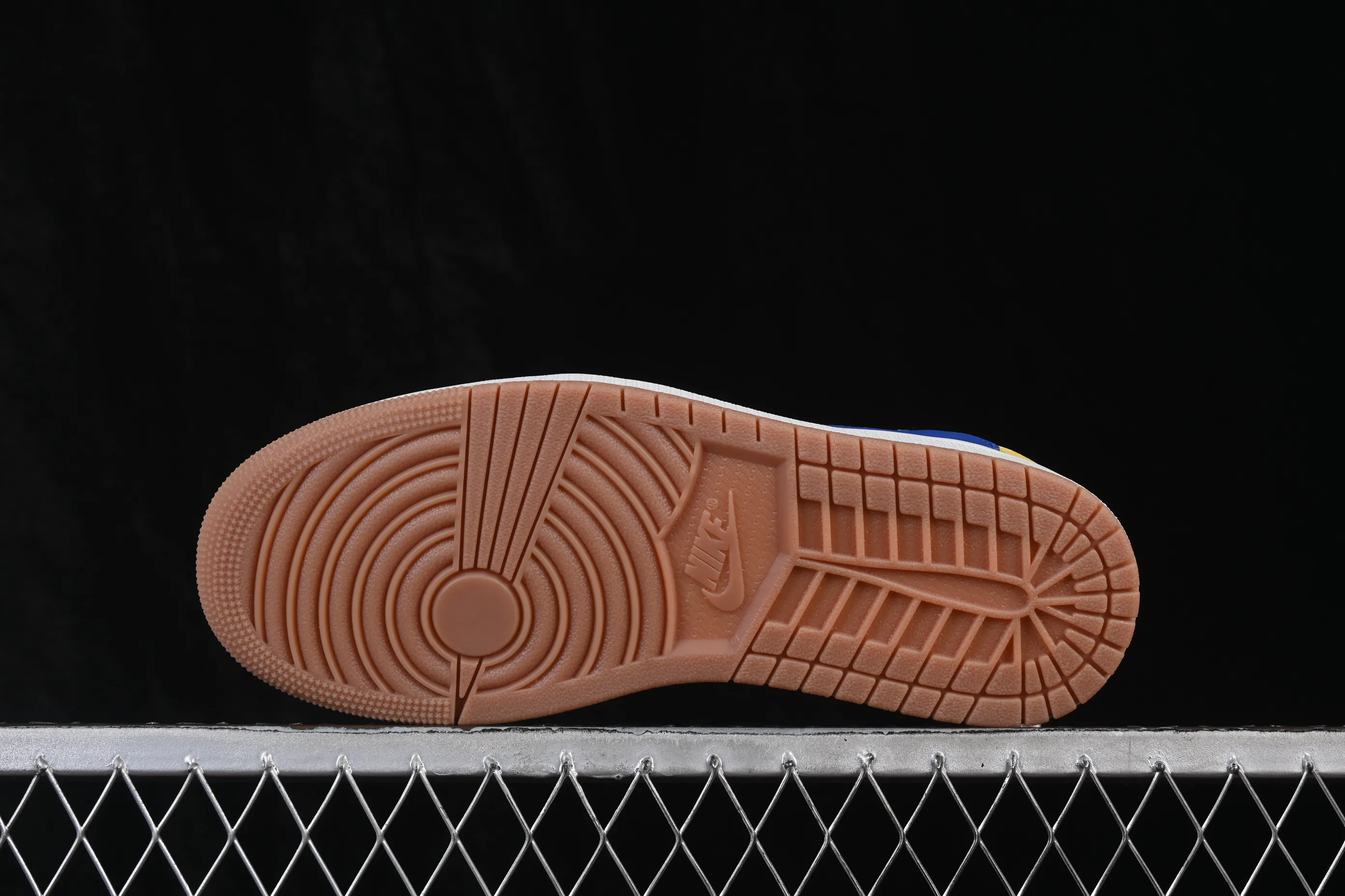 All categories Air Jordan Jordan series basketball shoes Air Jordan 1 Low ZG version Travis Scott x Air Jordan 1 Low OG AJ1 Joe 1 undercut low top full head layer DZ4137-700
